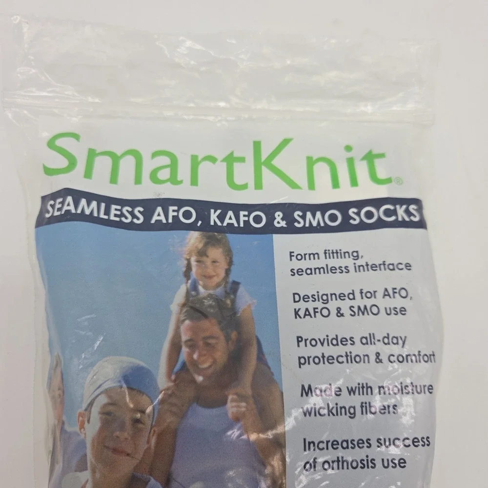 NEW SmartKnit Adult Seamless AFO Interface Pair Of Socks Adult Regular New Black